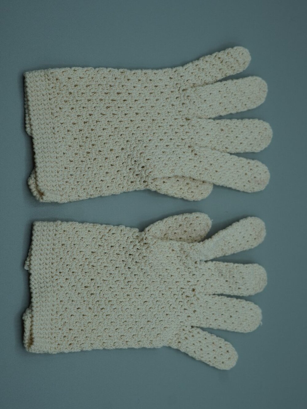 Vintage Crochet Gloves Cream Knit Wrist Length Cottagecore Coquette Gloves